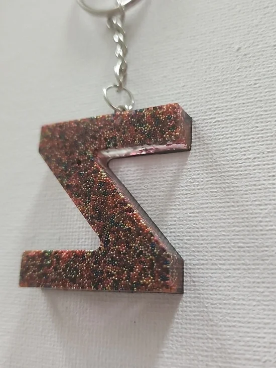 Letter z Keychain resin - Picture 2 of 2